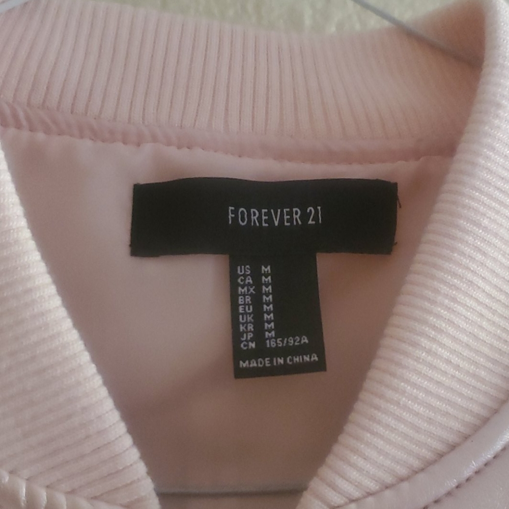 Pink jacket - Picture 2 of 4